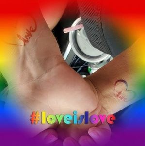 Meet your Posher, Courtney